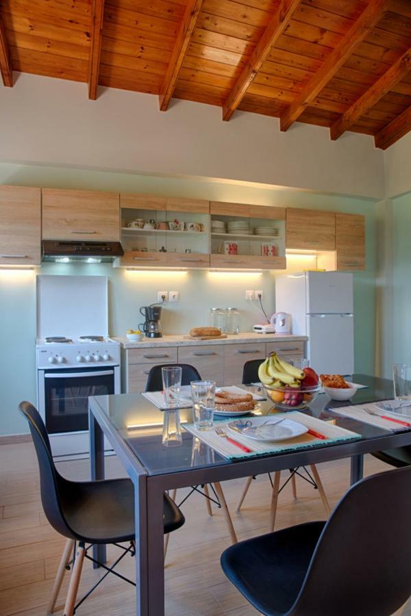 פלקאס Modern Eco Friendly Villa Close To Town מראה חיצוני תמונה